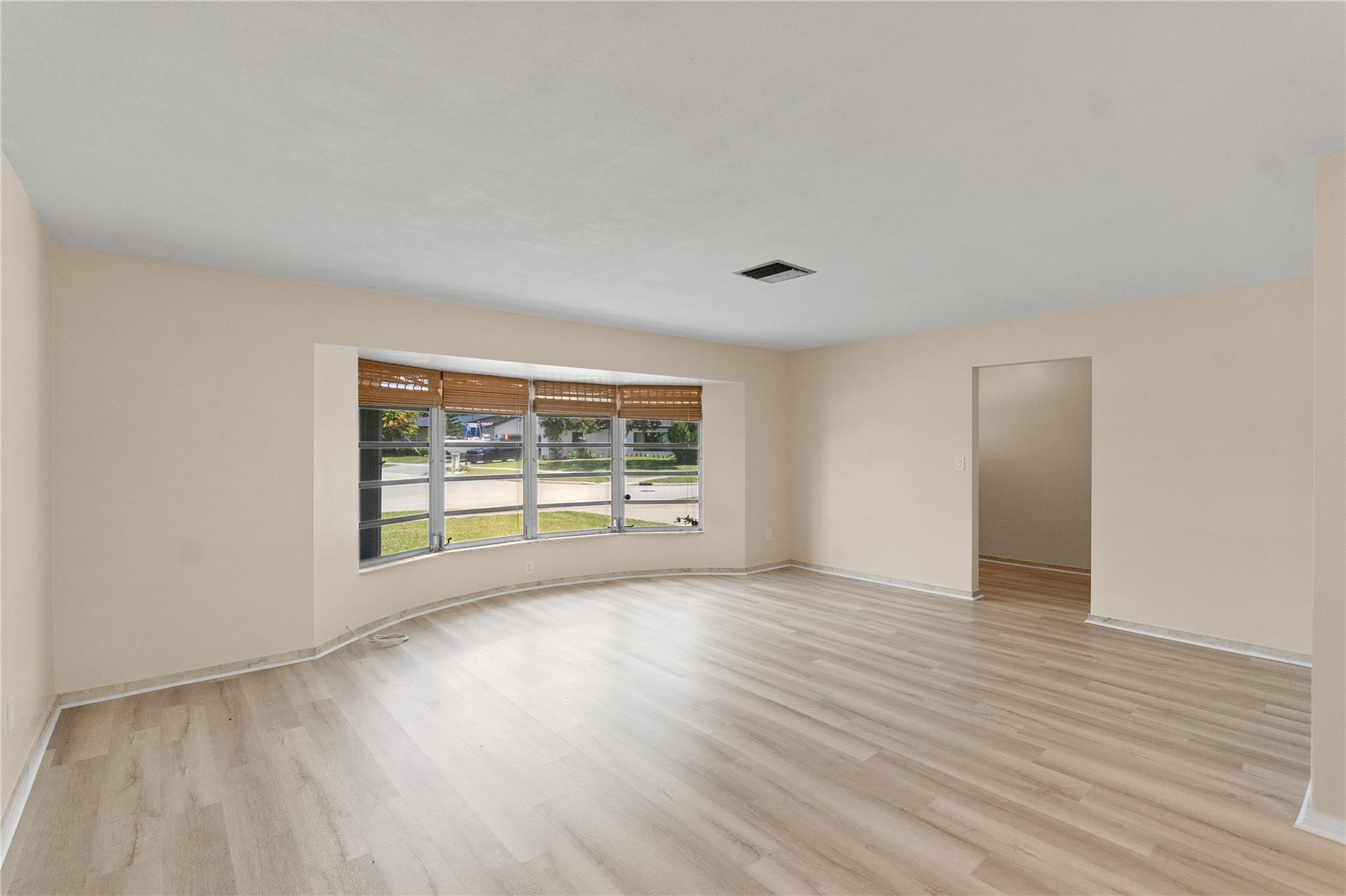 Margate Shores 2nd Add 70 - Residential Lease