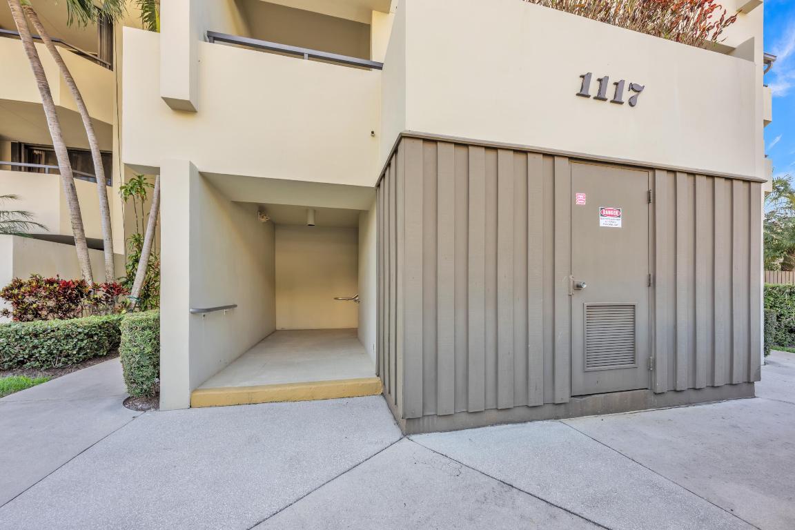 Village Harbor @ Old Port Cove - Residential