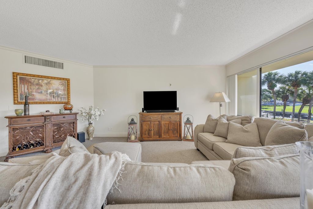 Photo of 1117 Marine Way E #K2r, North Palm Beach, FL 33408 (MLS # R11152191)