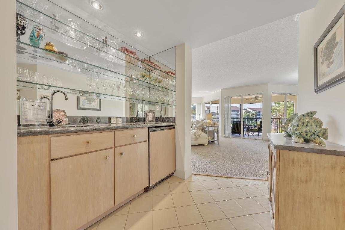 Village Harbor @ Old Port Cove - Residential