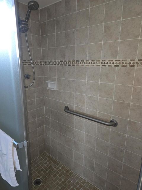 2812 Garden Drive S 301 Lake Worth FL 33461