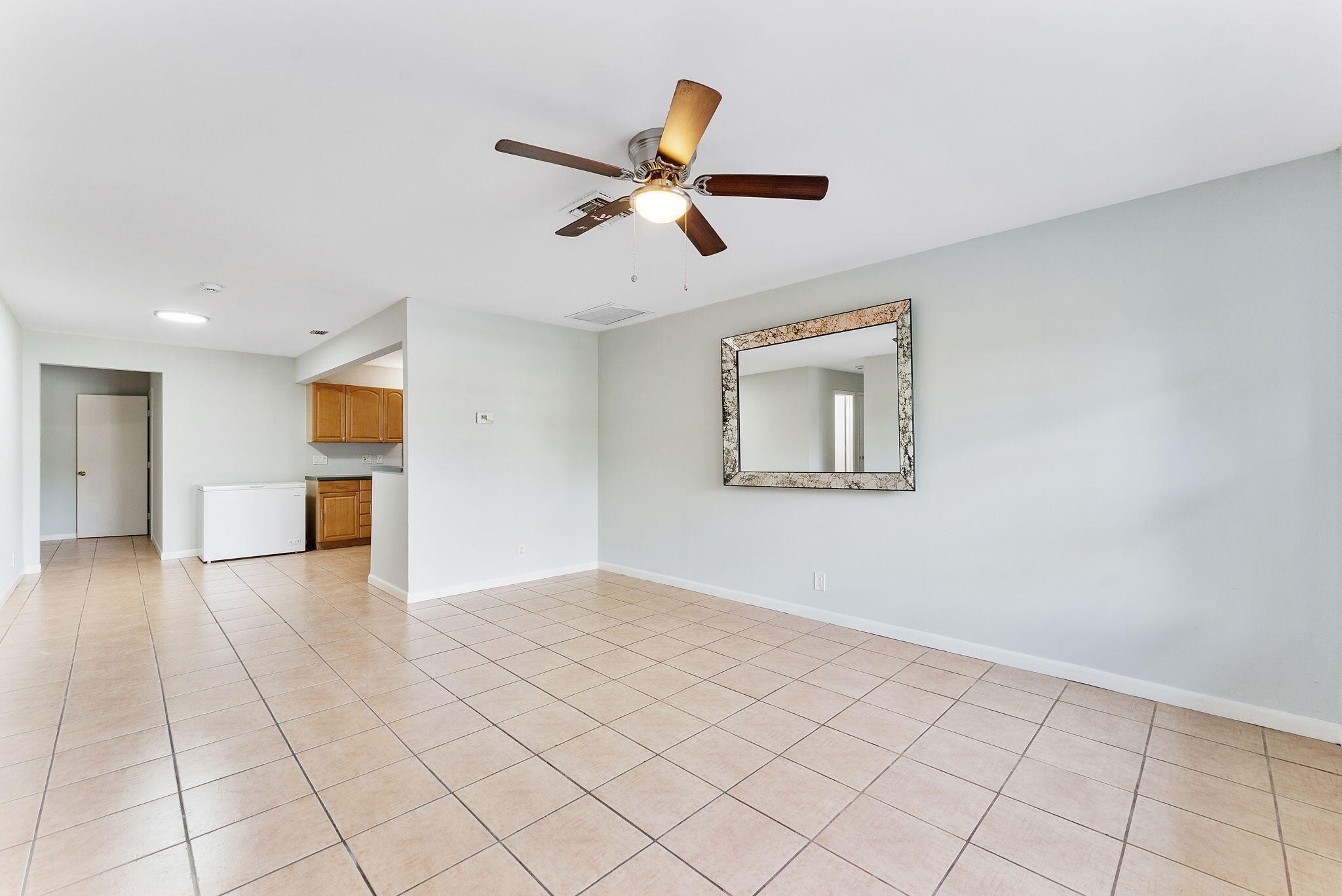 415 NW 7TH Court