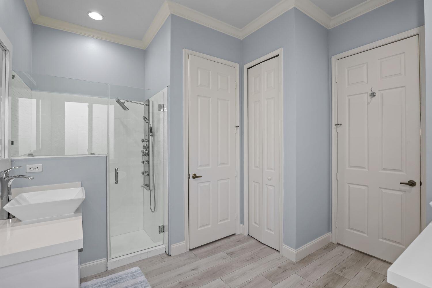 Island Point - Residential