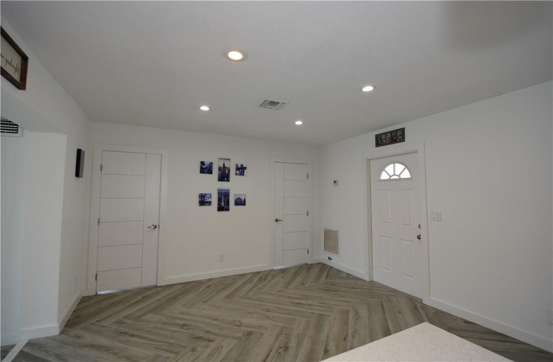 Patterson Park 39-33 B - Residential