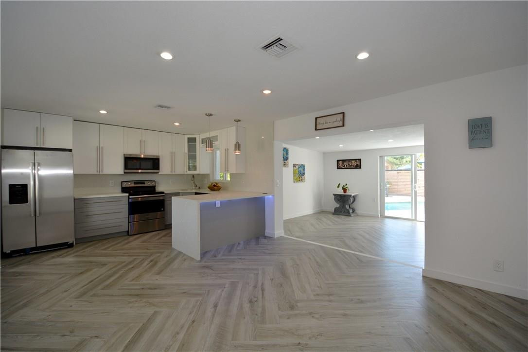 Patterson Park 39-33 B - Residential