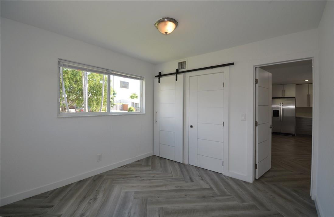 Patterson Park 39-33 B - Residential