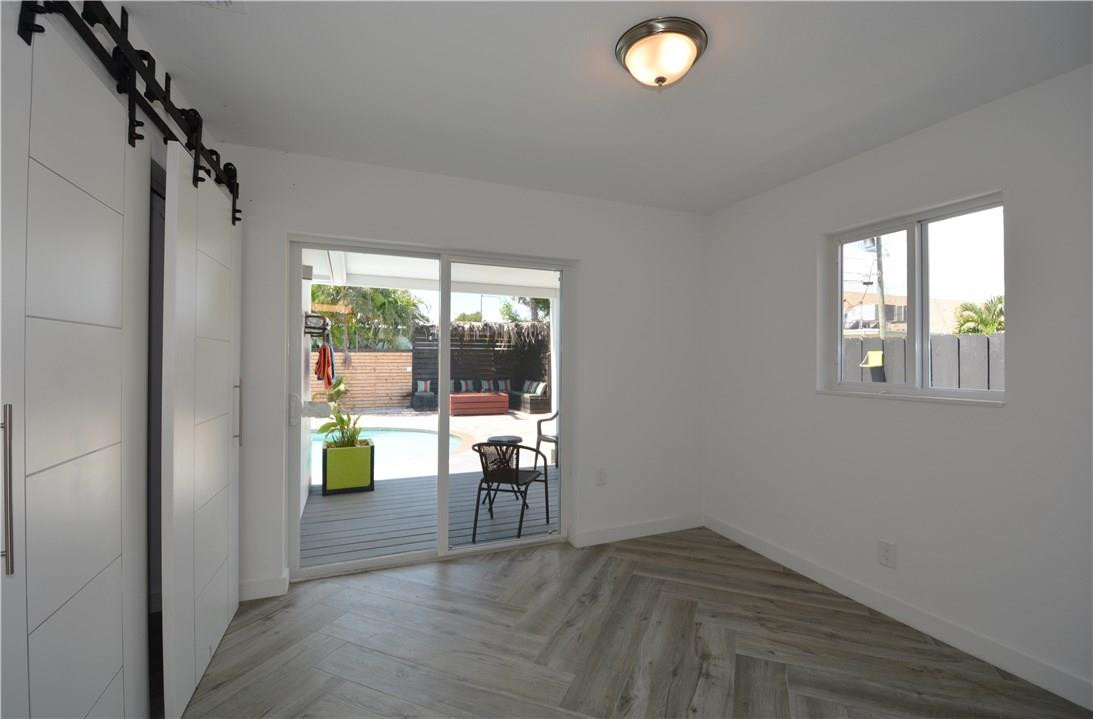Patterson Park 39-33 B - Residential