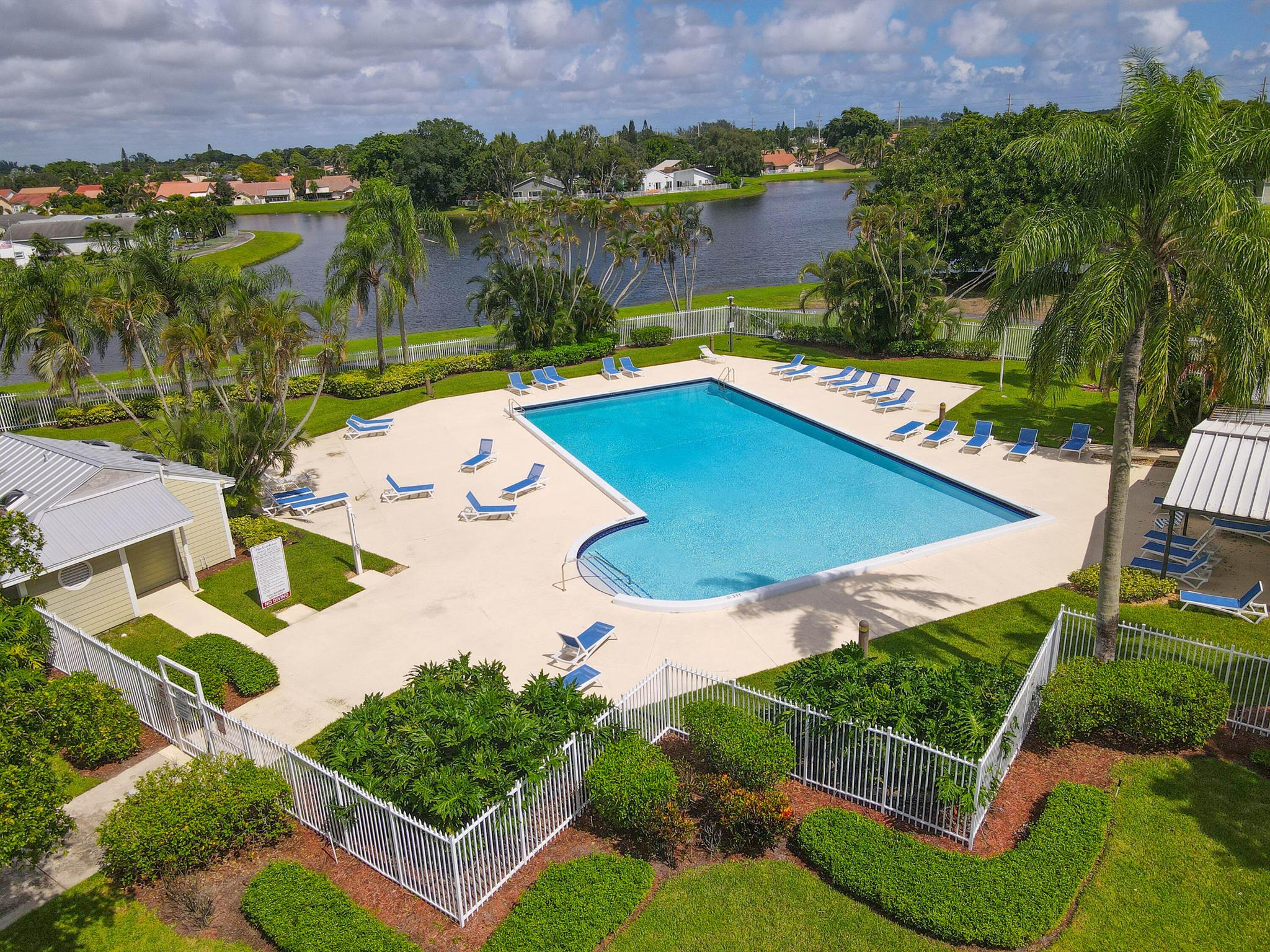 TARTAN LAKES 1 - Residential