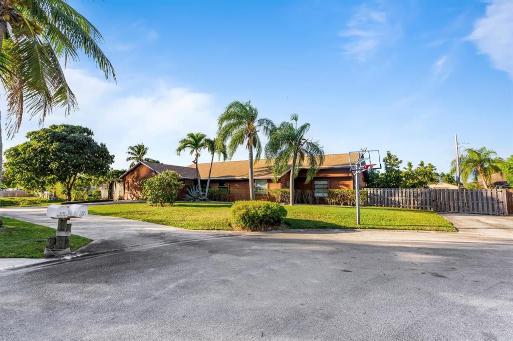Photo of 3229 Starboard Drive, Lake Worth, FL 33462 (MLS # R10689089)