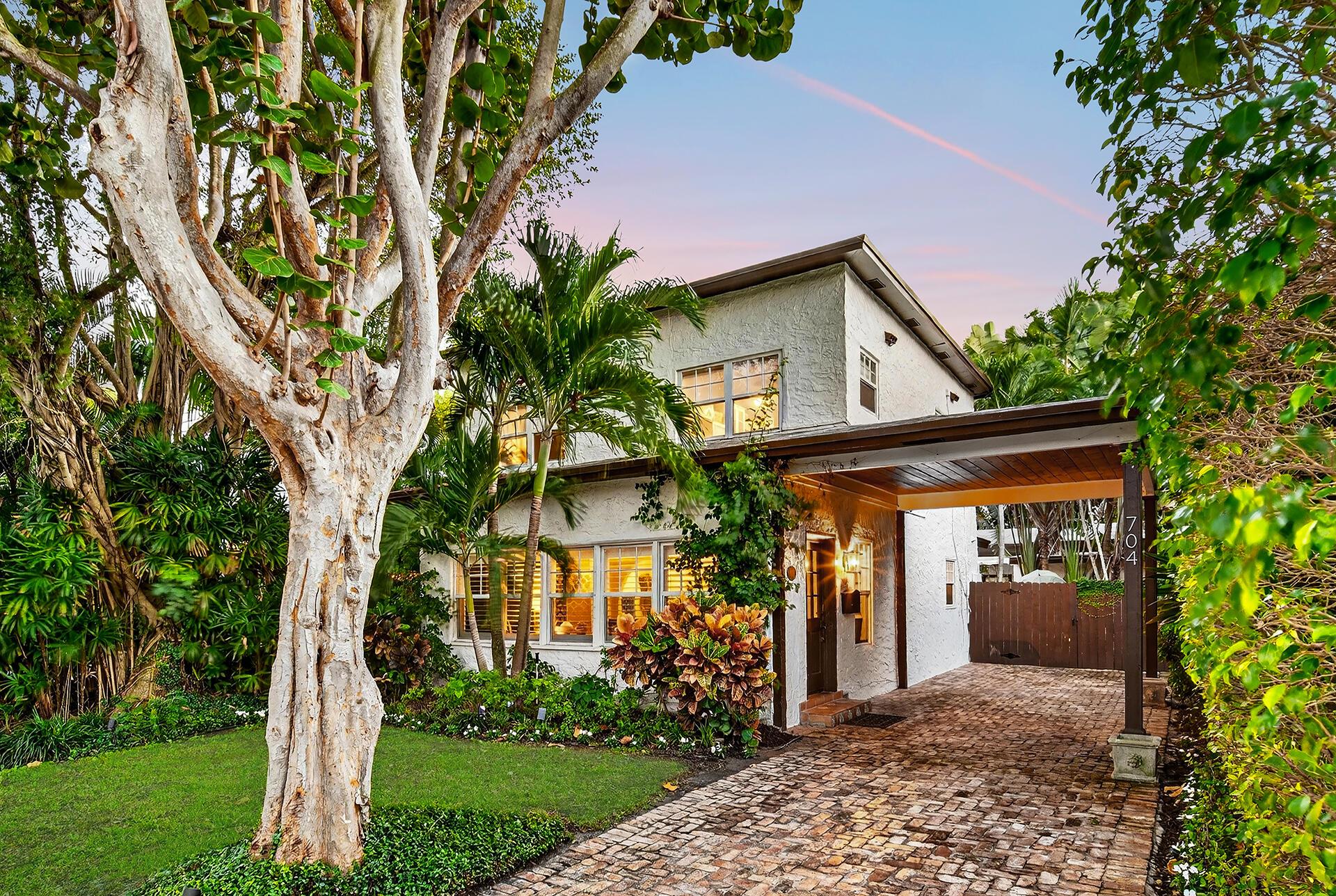 FLAMINGO PARK IN - Residential