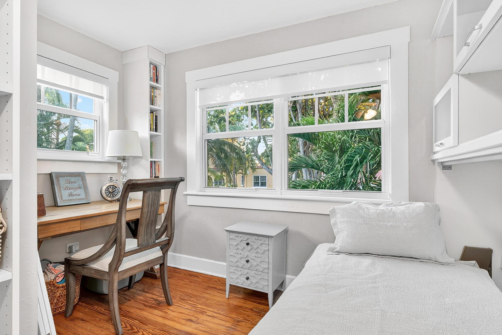 FLAMINGO PARK IN - Residential