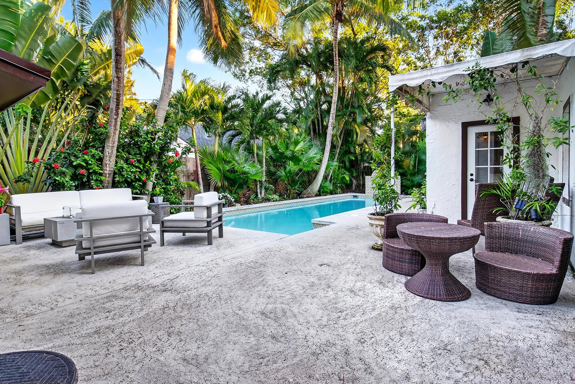 FLAMINGO PARK IN - Residential