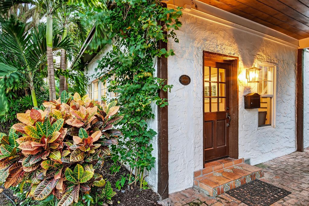 Photo of 704 Claremore Drive, West Palm Beach, FL 33401 (MLS # R11140340)