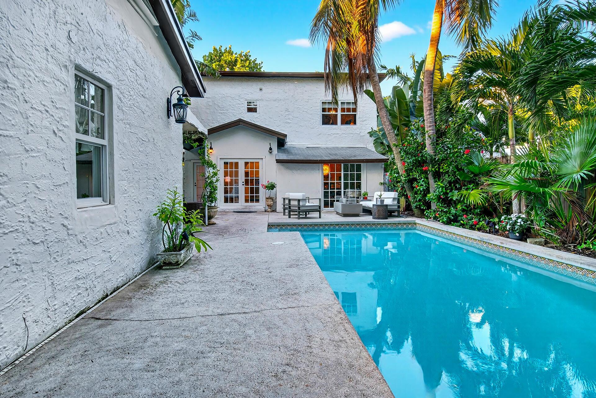 FLAMINGO PARK IN - Residential