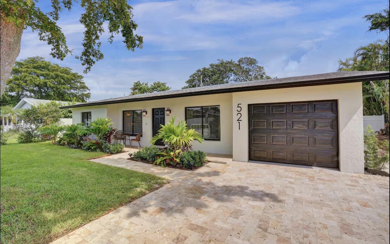 TROPIC PALMS 1 - Residential