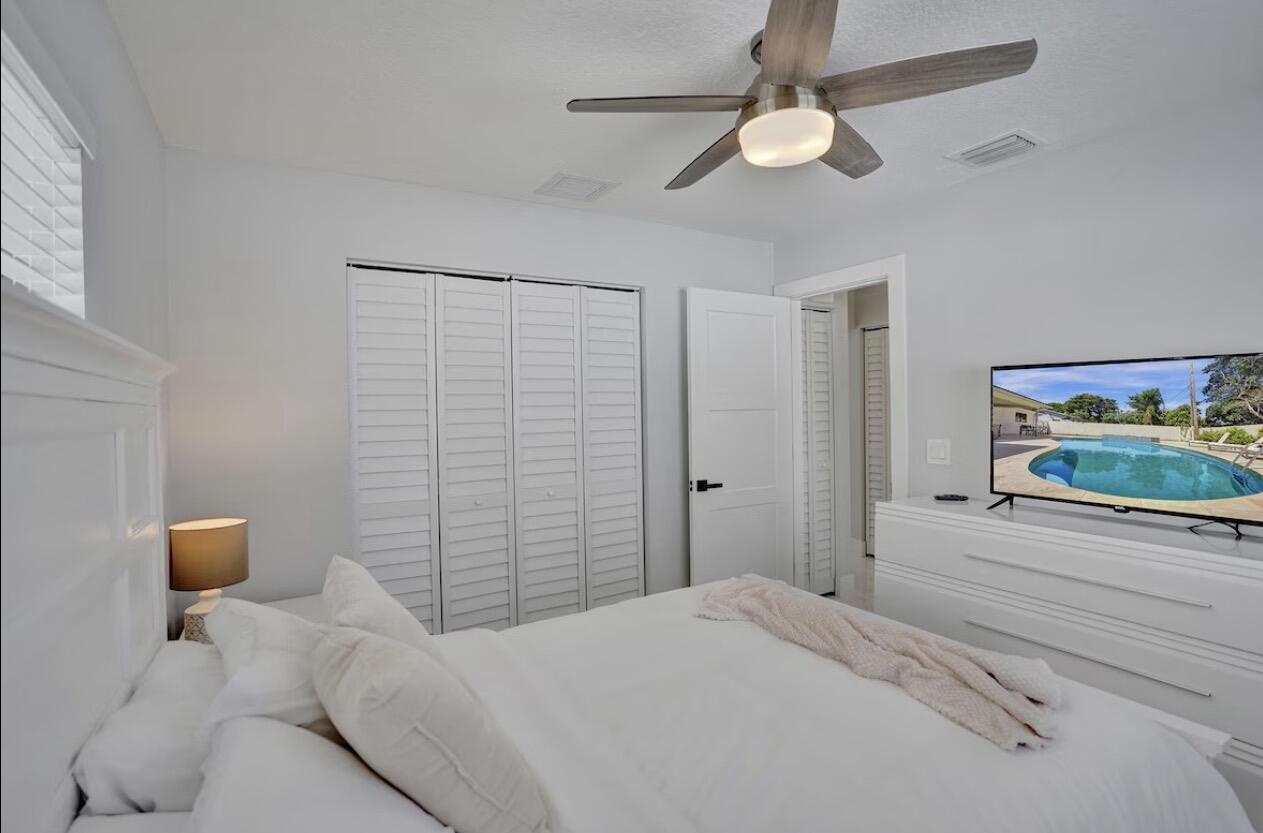 TROPIC PALMS 1 - Residential