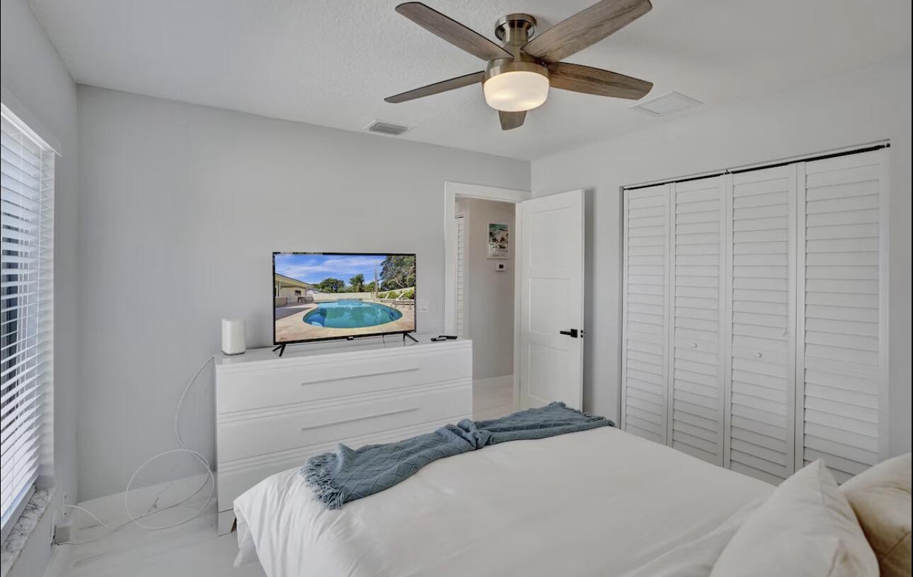 TROPIC PALMS 1 - Residential