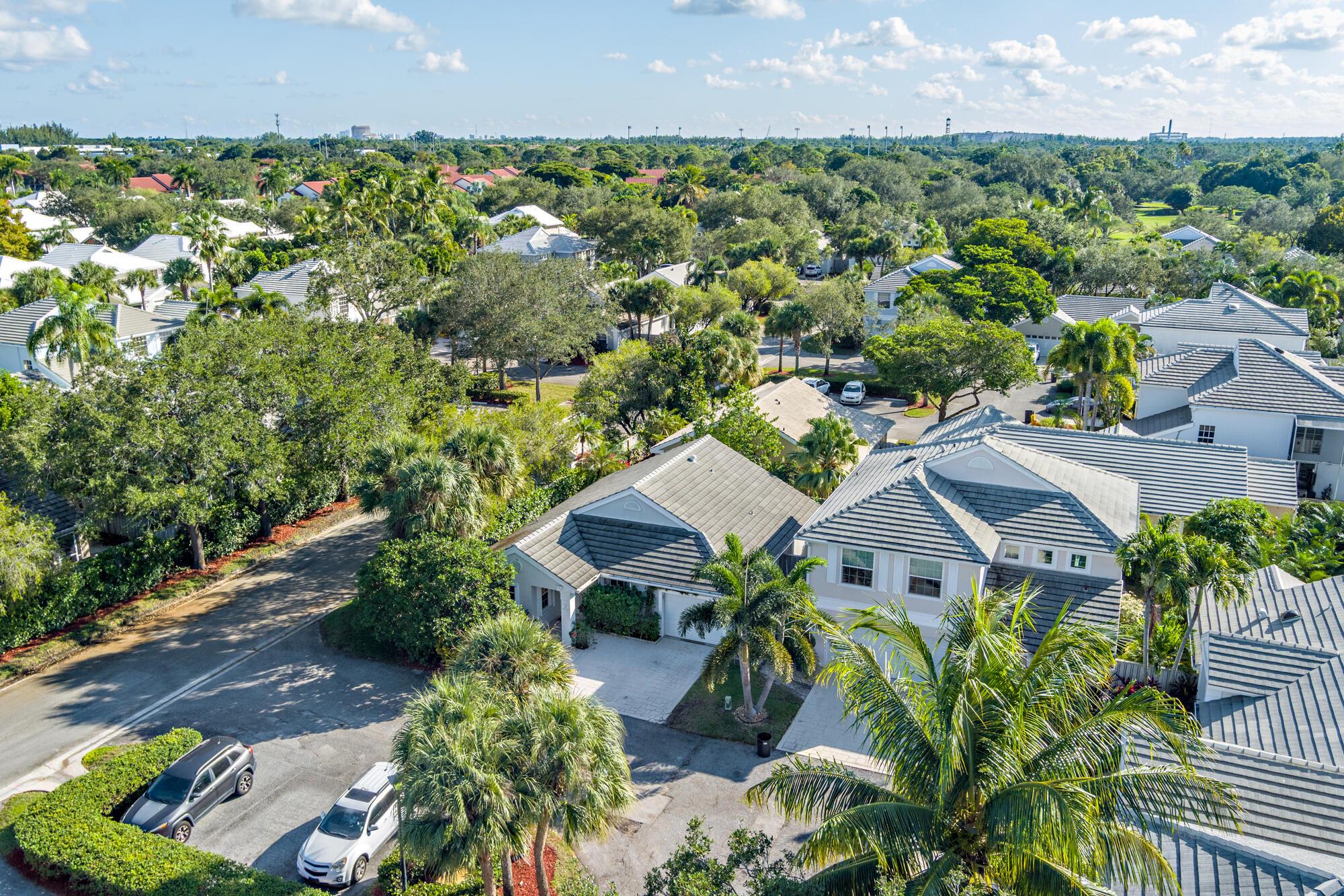 Bristol Club At Pga Natl - Residential Lease