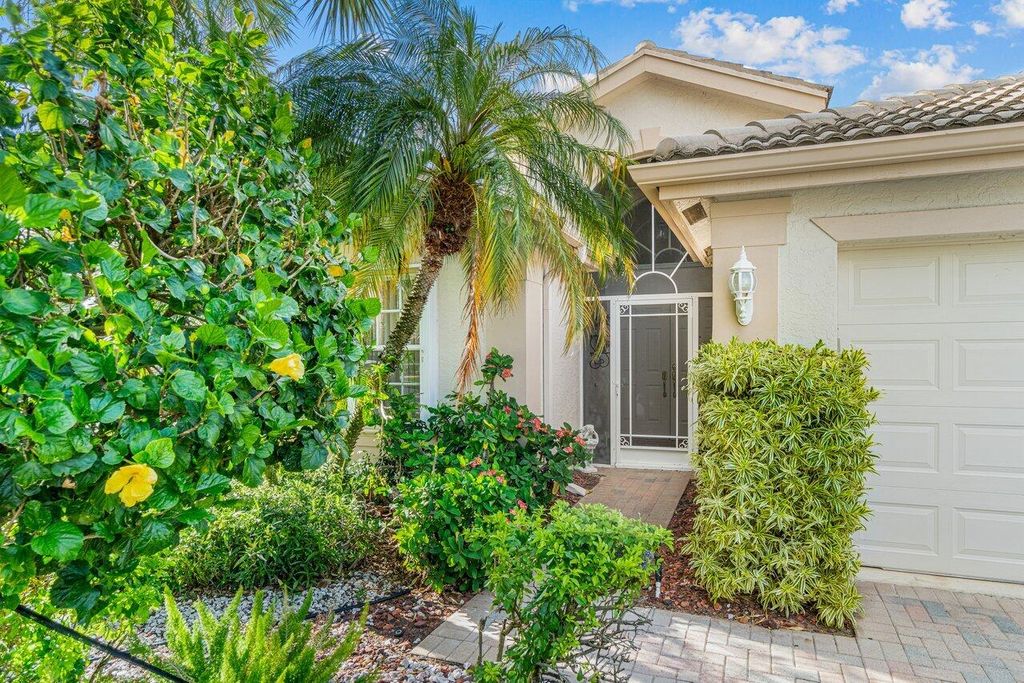 Photo of 11441 Corazon Court, Boynton Beach, FL 33437 (MLS # R10803774)