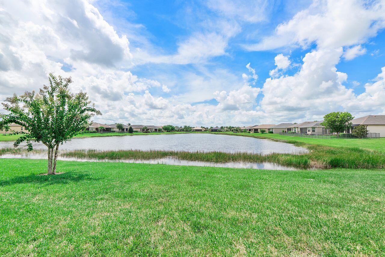 11151 SW Lake Park Drive