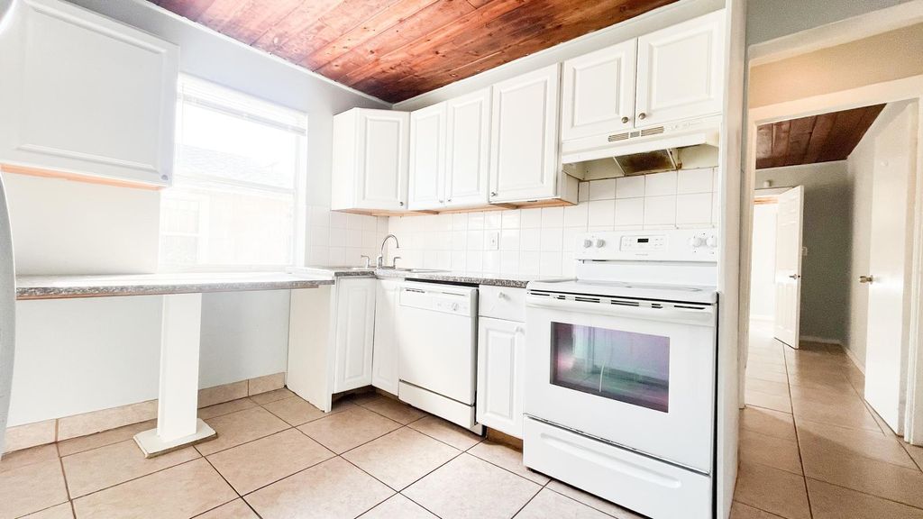 Photo of 604 N K Street #B, Lake Worth Beach, FL 33460 (MLS # R11164903)