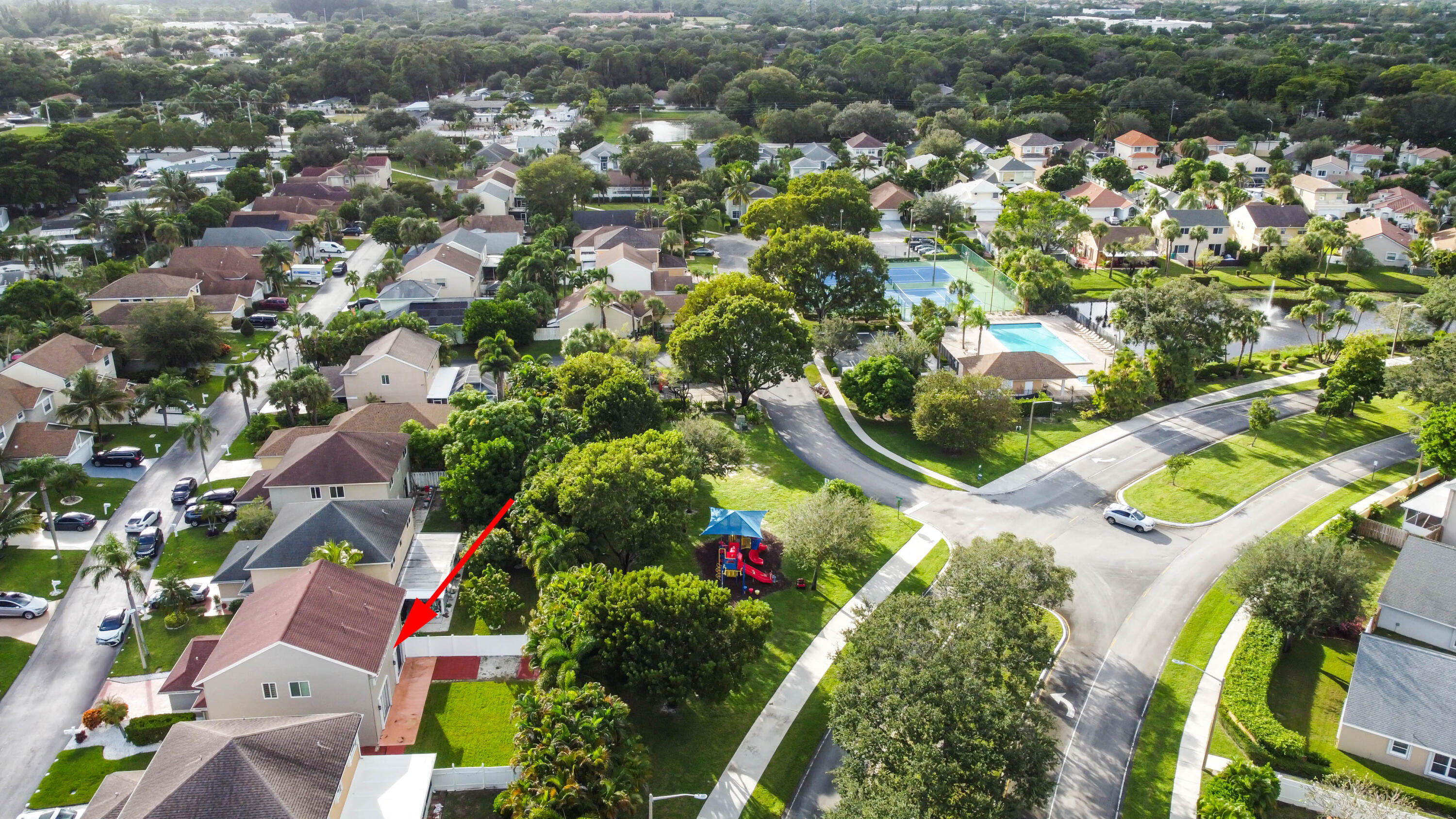 LAWRENCE GROVE - Residential