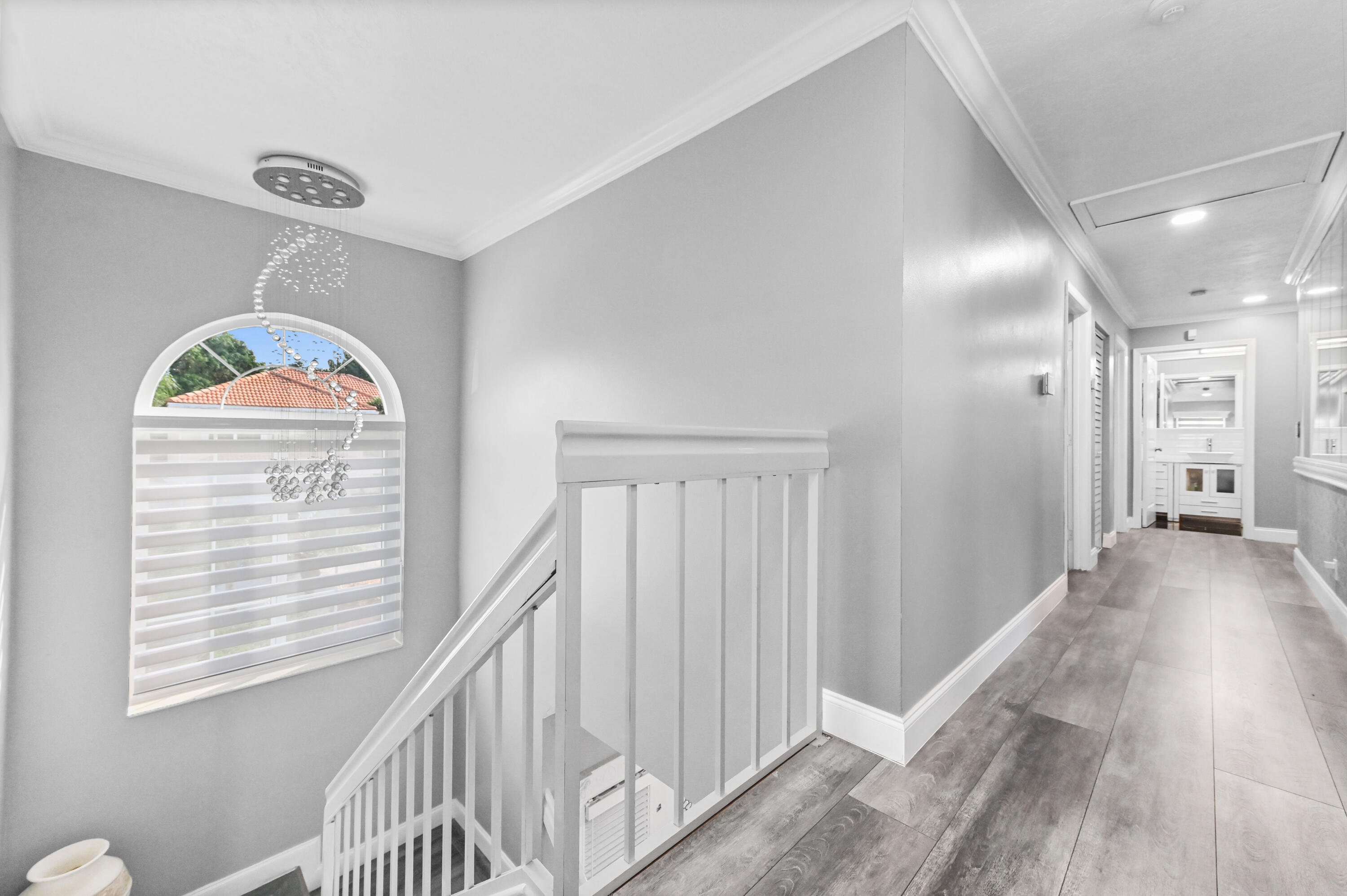 LAWRENCE GROVE - Residential