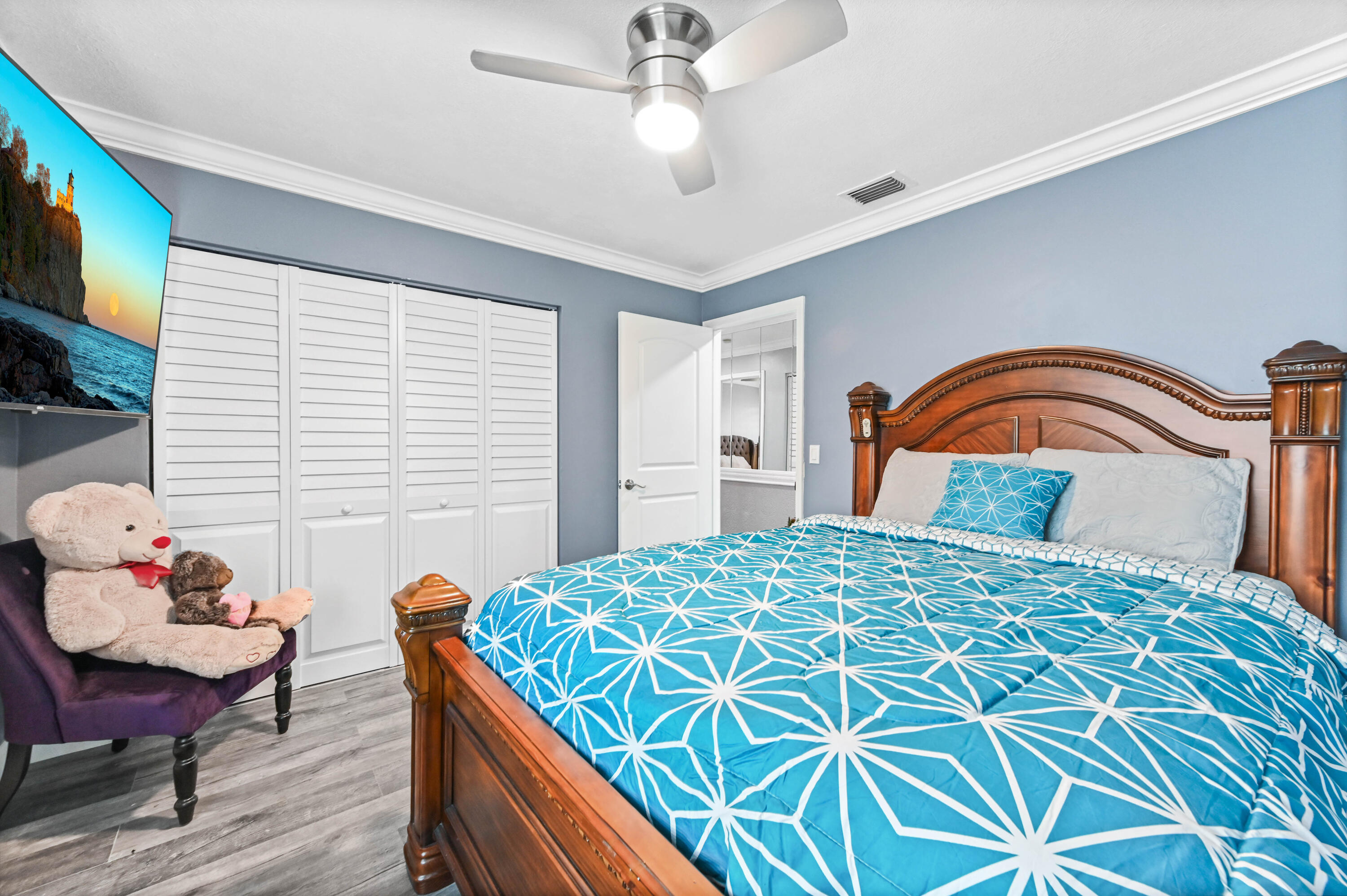 LAWRENCE GROVE - Residential