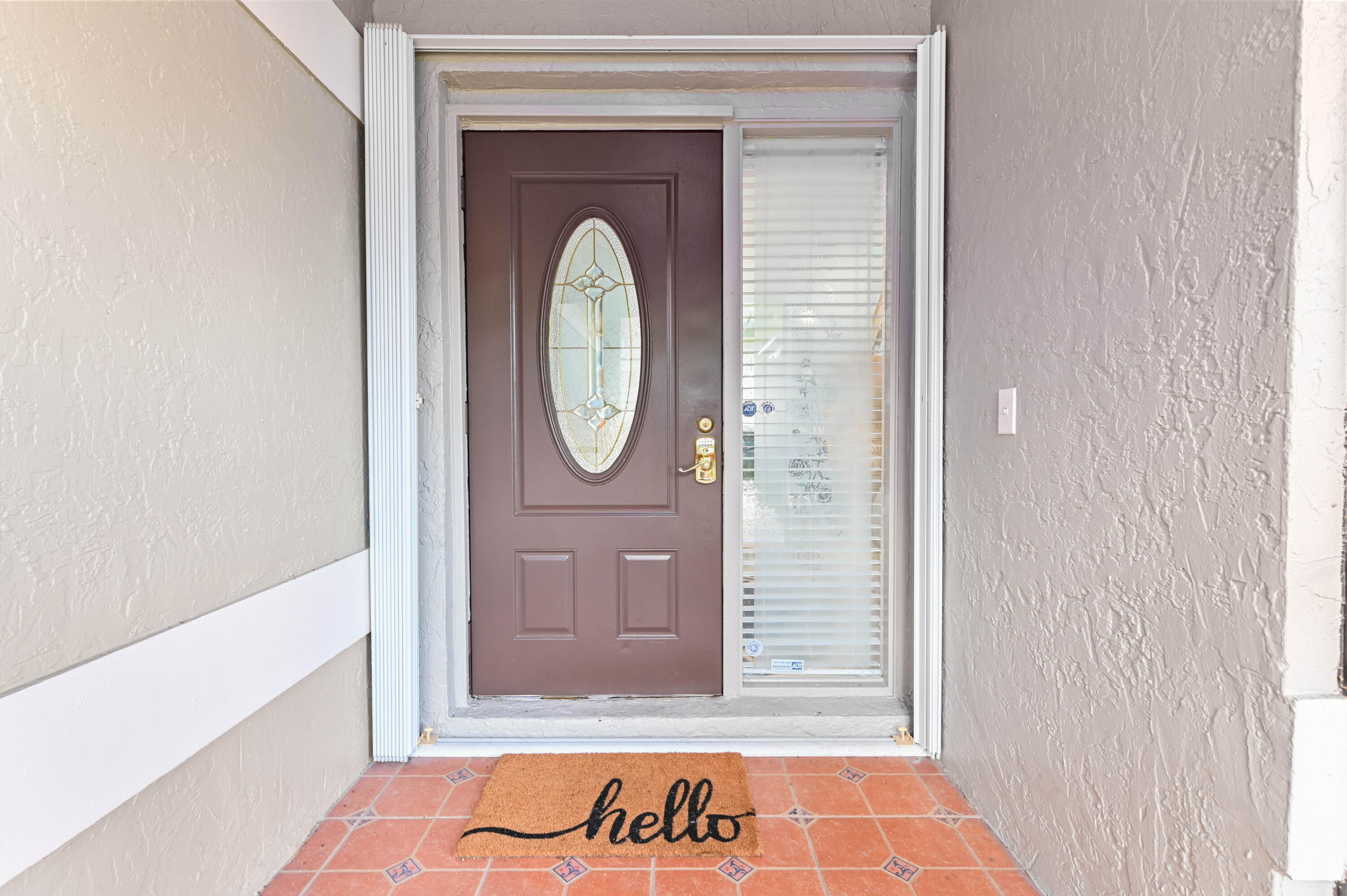 LAWRENCE GROVE - Residential