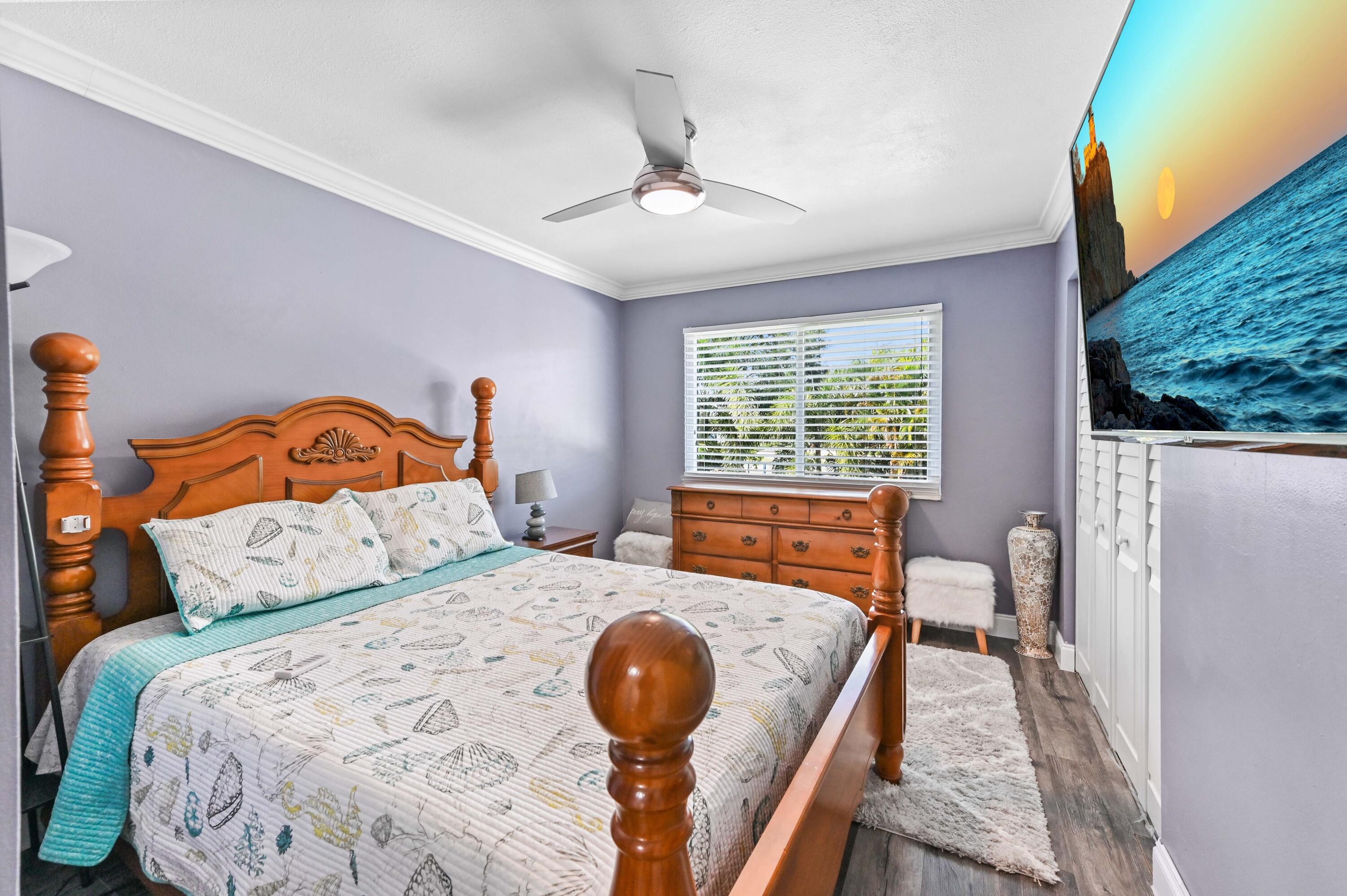 LAWRENCE GROVE - Residential