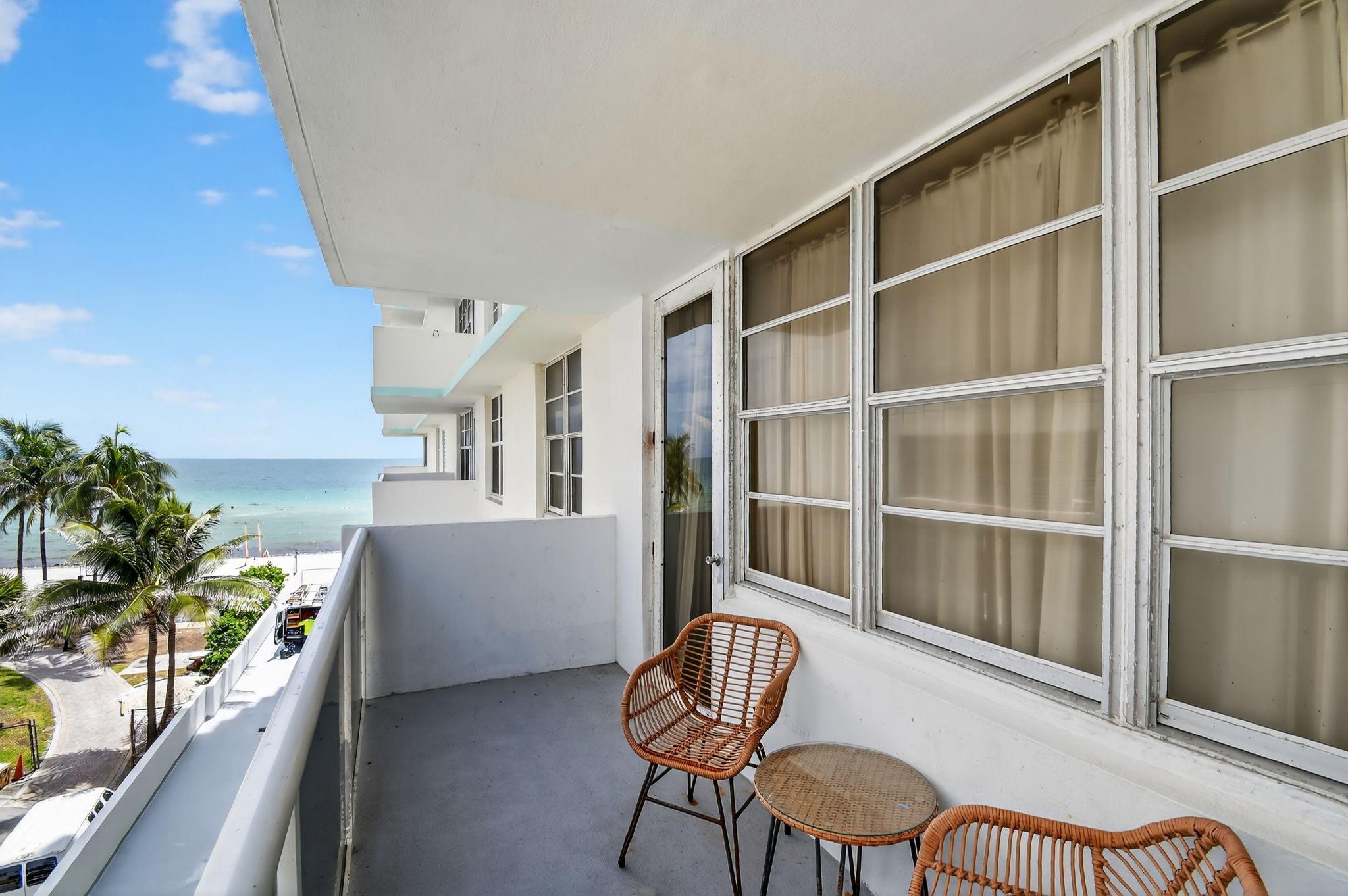 3725 S Ocean Dr 405