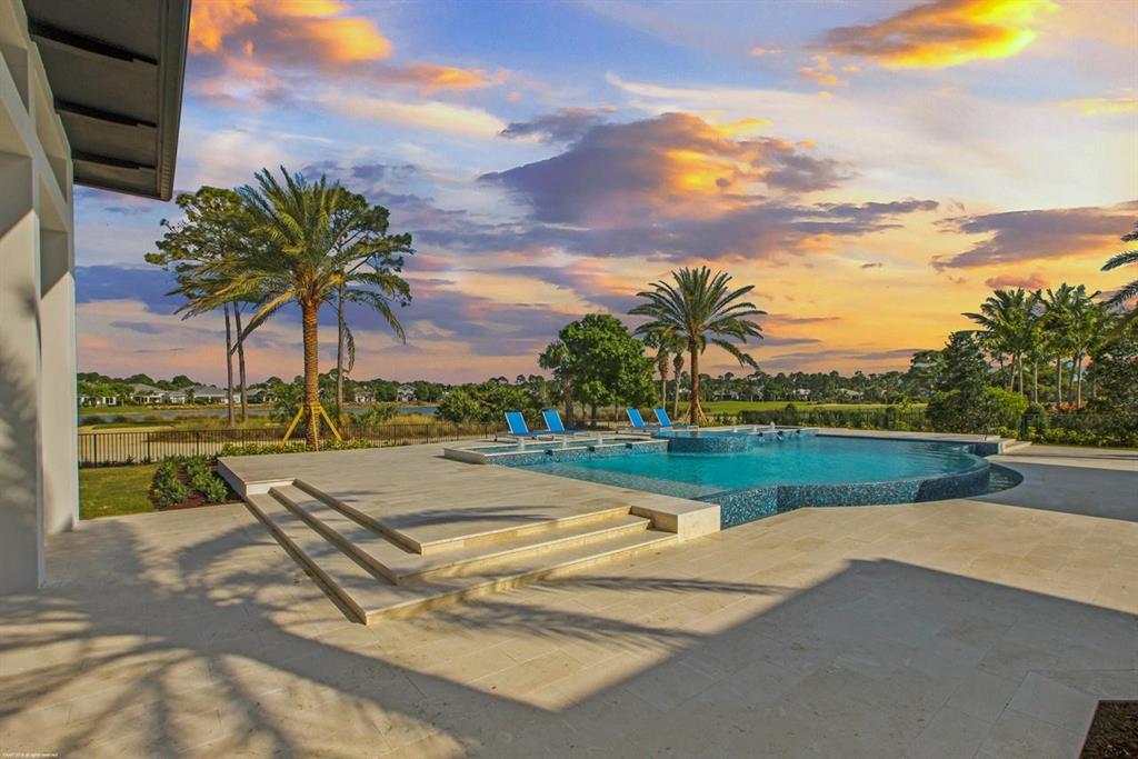 OLD PALM 3 - Residential