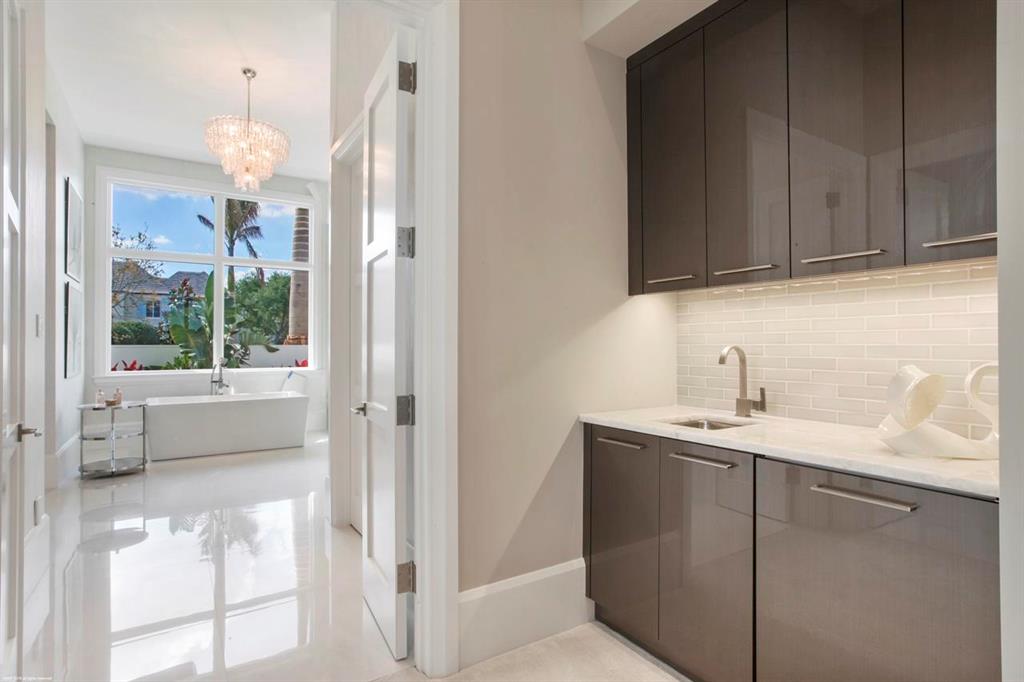 OLD PALM 3 - Residential