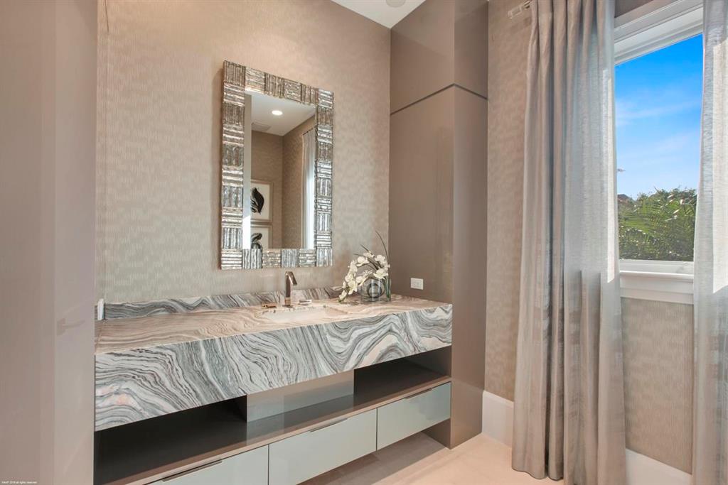 OLD PALM 3 - Residential