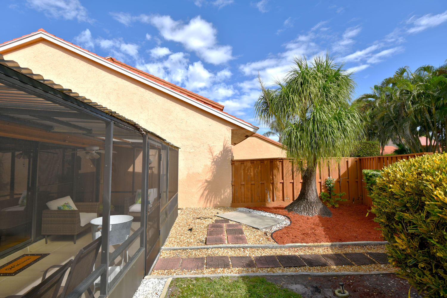 OAKDALE TOWNHOMES II - Residential