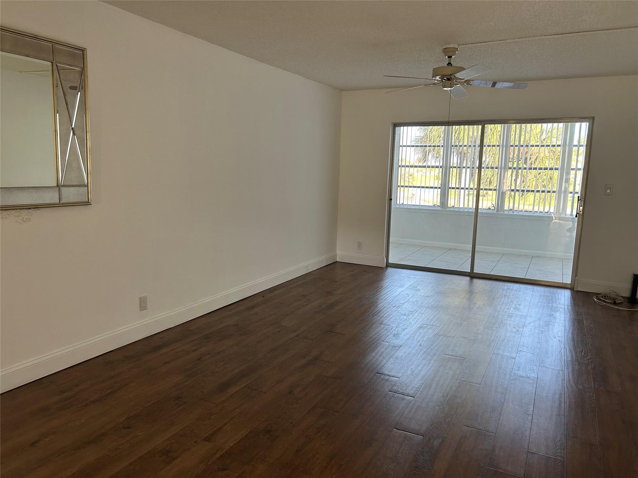 Oriole Golf & Tennis Club - Residential Lease