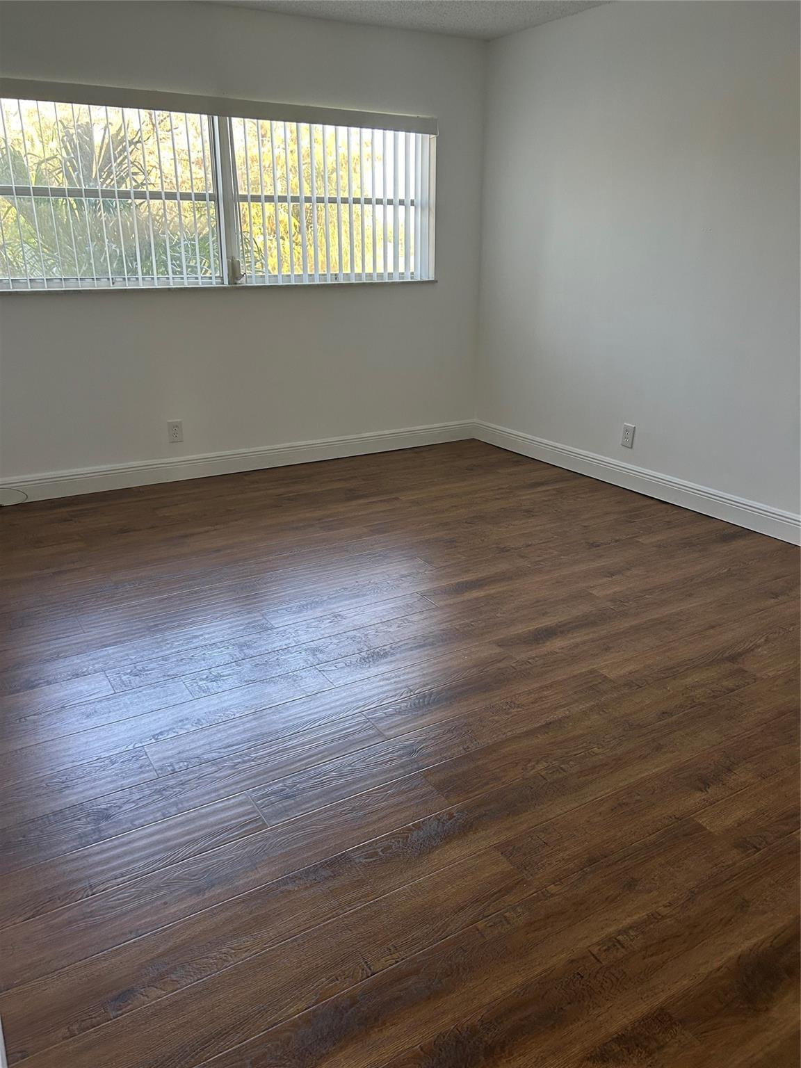 Oriole Golf & Tennis Club - Residential Lease