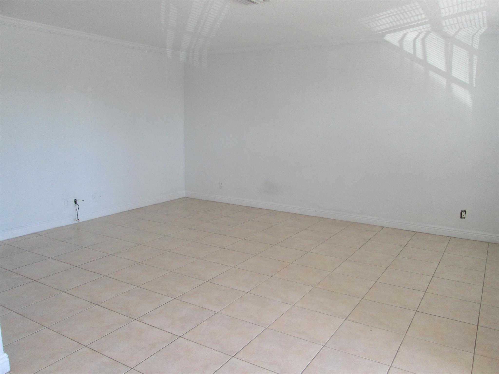 ALMONT VILLAS CONDO - Residential Lease