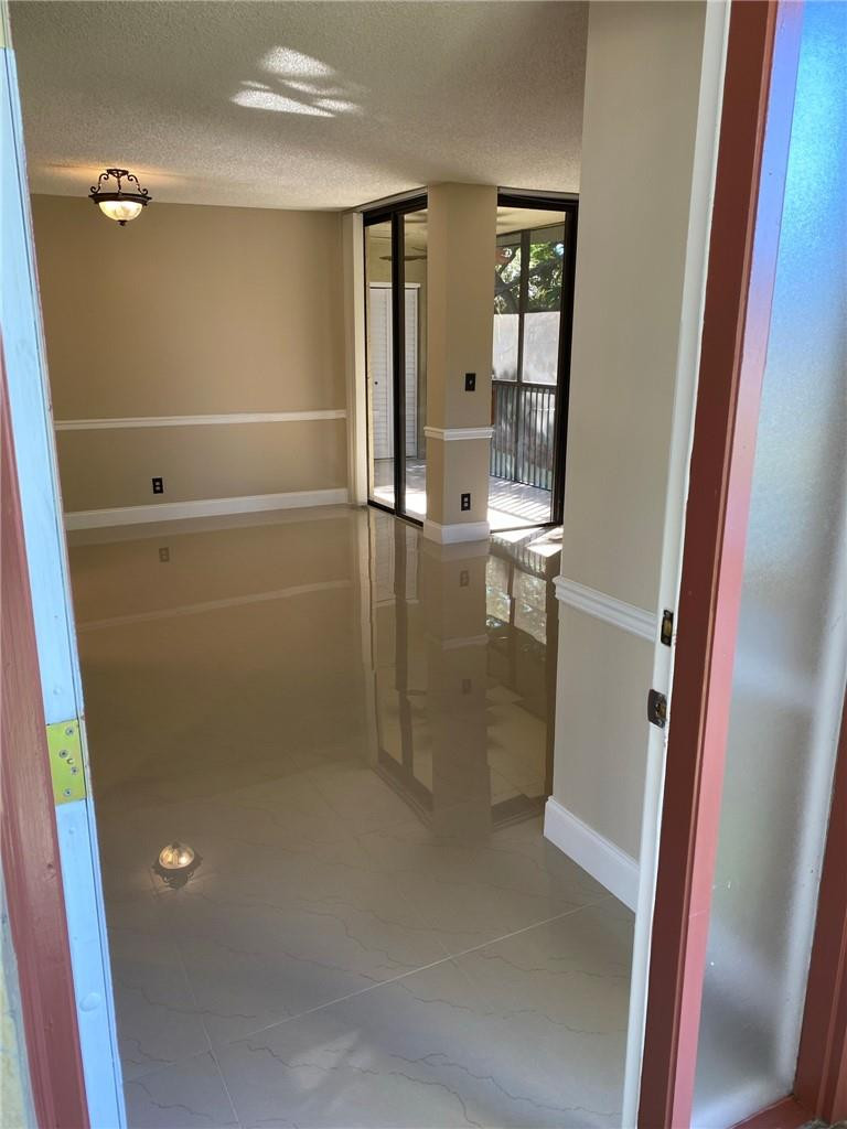 CENTERPOINTE CONDO - Residential