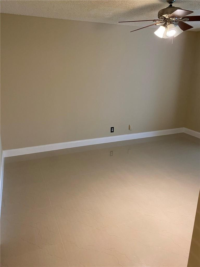 CENTERPOINTE CONDO - Residential