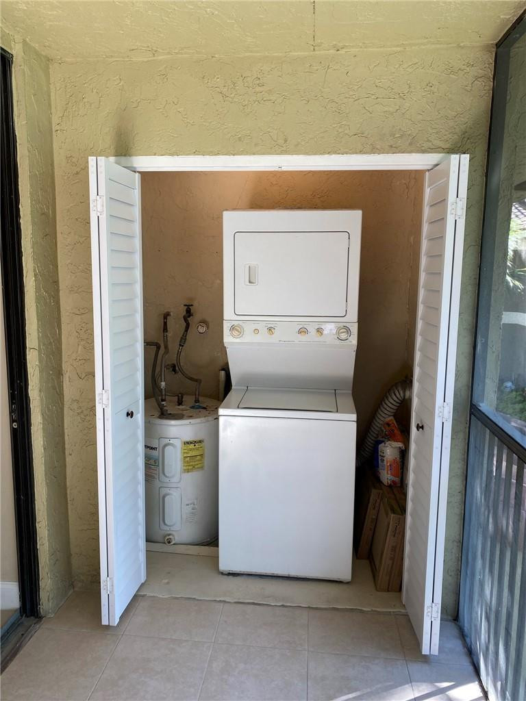 CENTERPOINTE CONDO - Residential