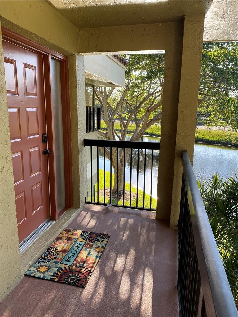 CENTERPOINTE CONDO - Residential