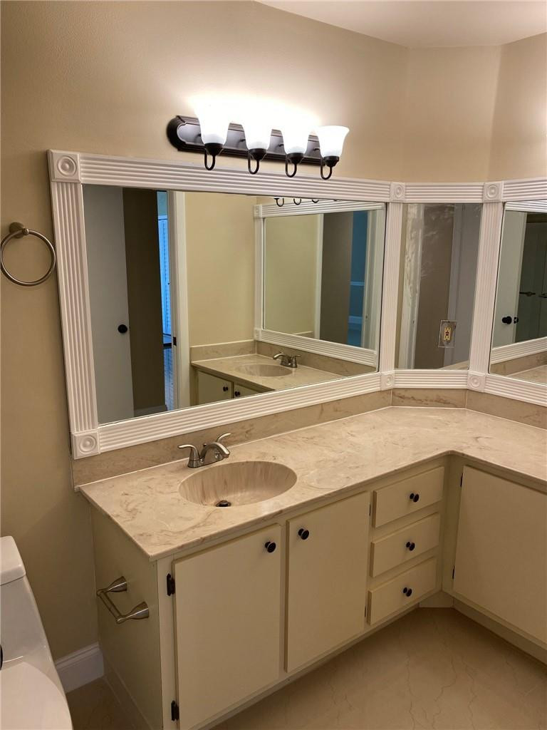 CENTERPOINTE CONDO - Residential