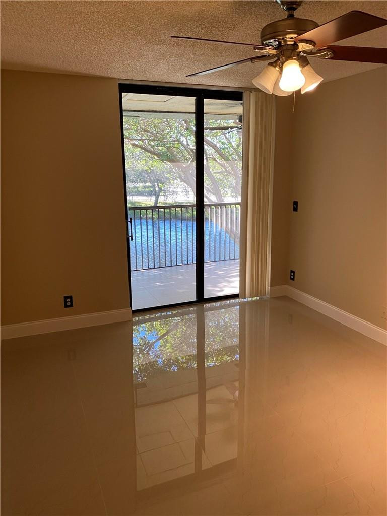 CENTERPOINTE CONDO - Residential