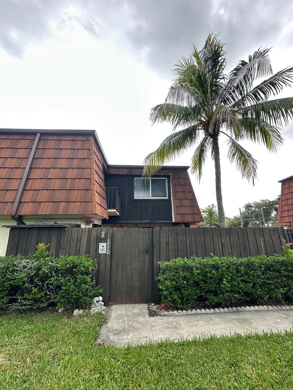Properties 2100 WHITE PINE Circle D