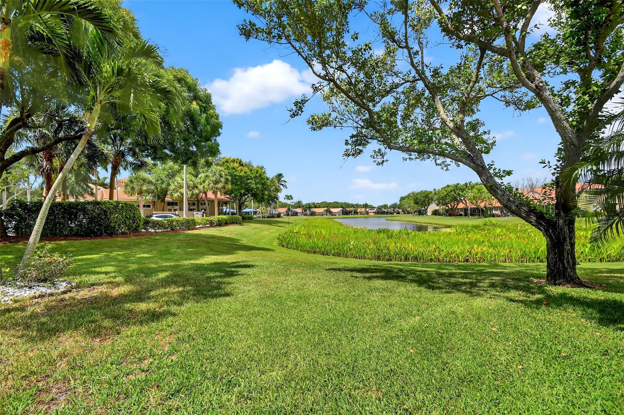 Properties 5094 Toscana Trl
