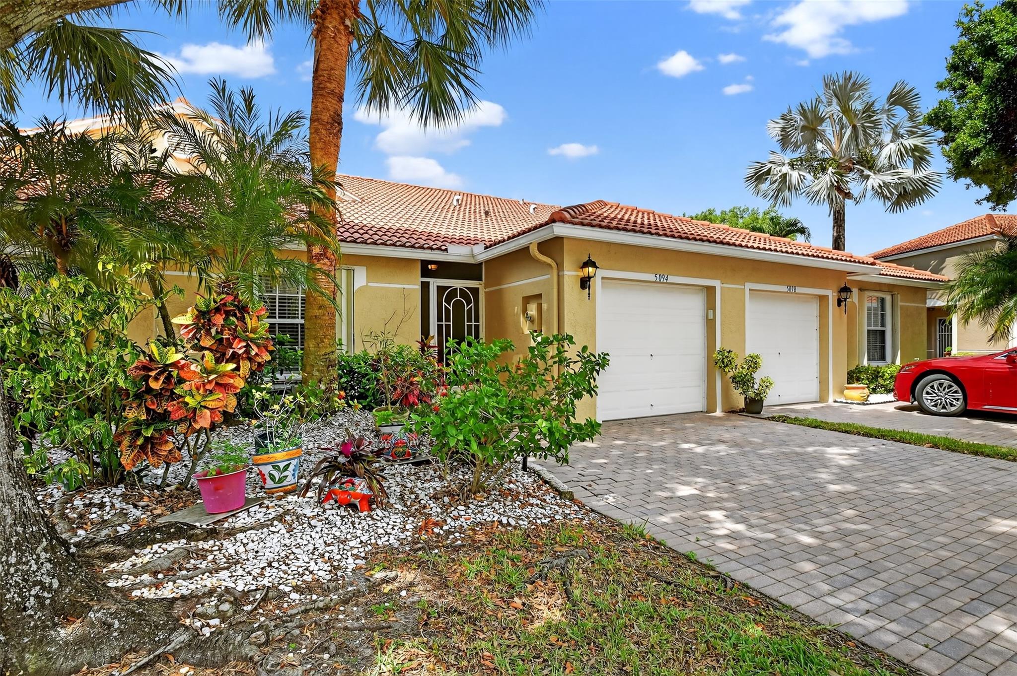 5094 Toscana Trl