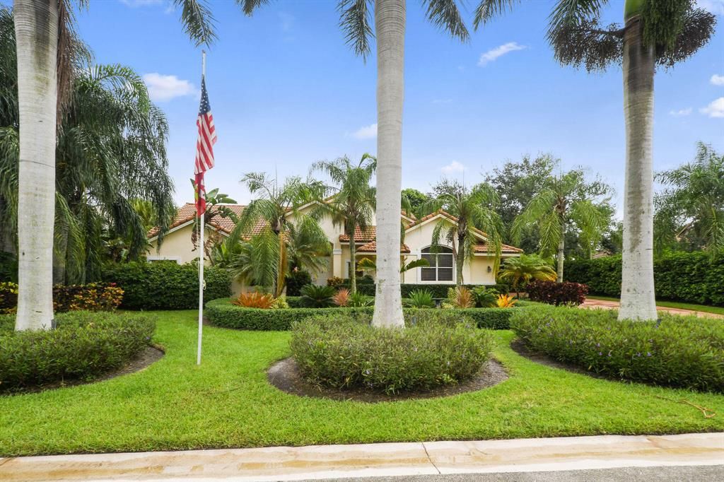 Photo of 115 Brookhaven Court, Palm Beach Gardens, FL 33418 (MLS # R10743257)