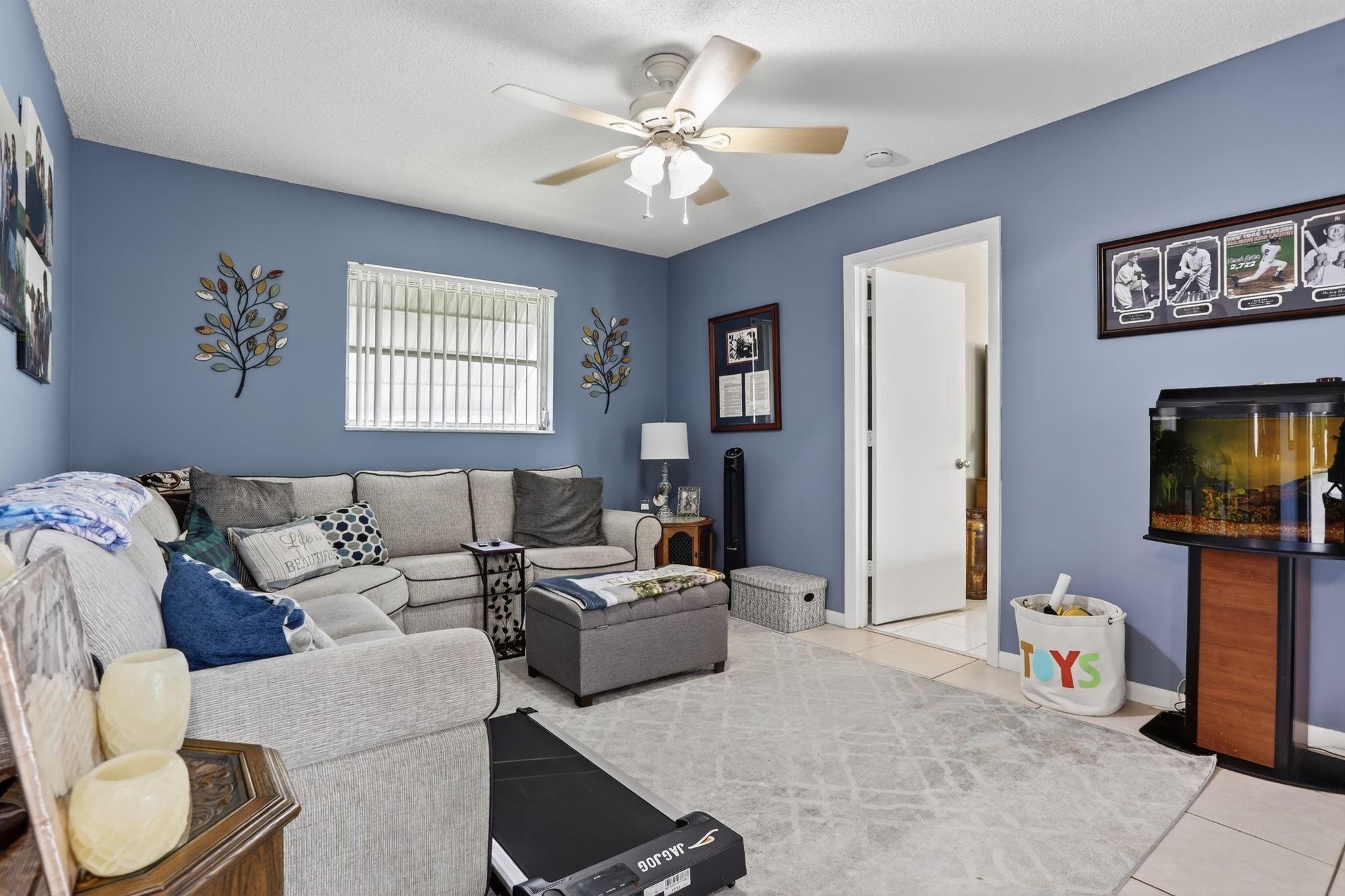 Paradise Gardens Sec 3 72 - Residential