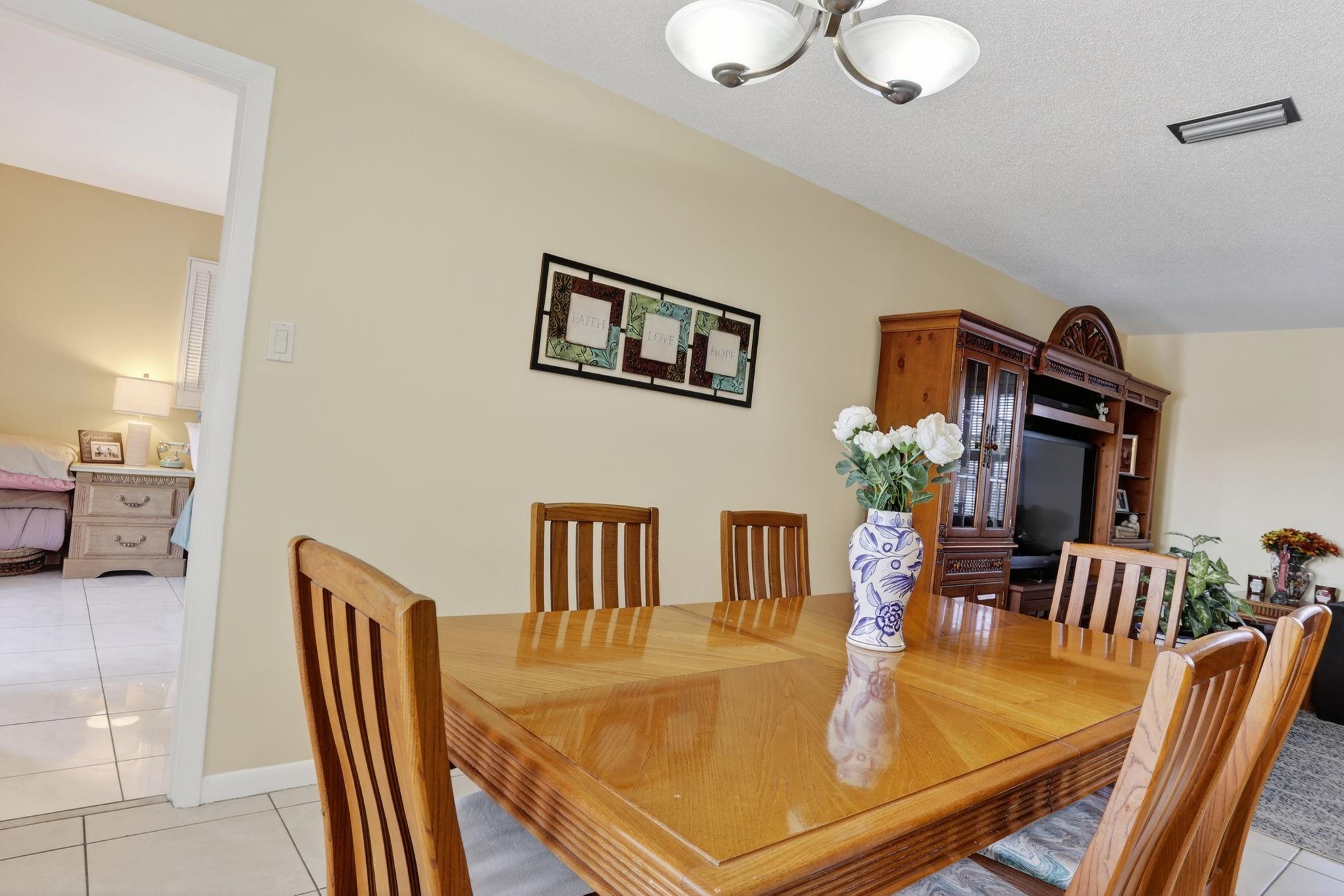 Paradise Gardens Sec 3 72 - Residential